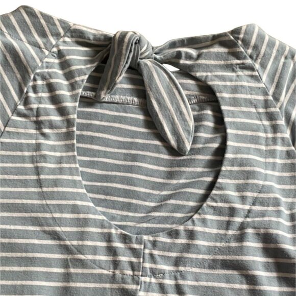 Umgee USA Womens Striped Mini Dress W/Back Cut Out-Blue-Size S-GUC - Picture 4 of 4